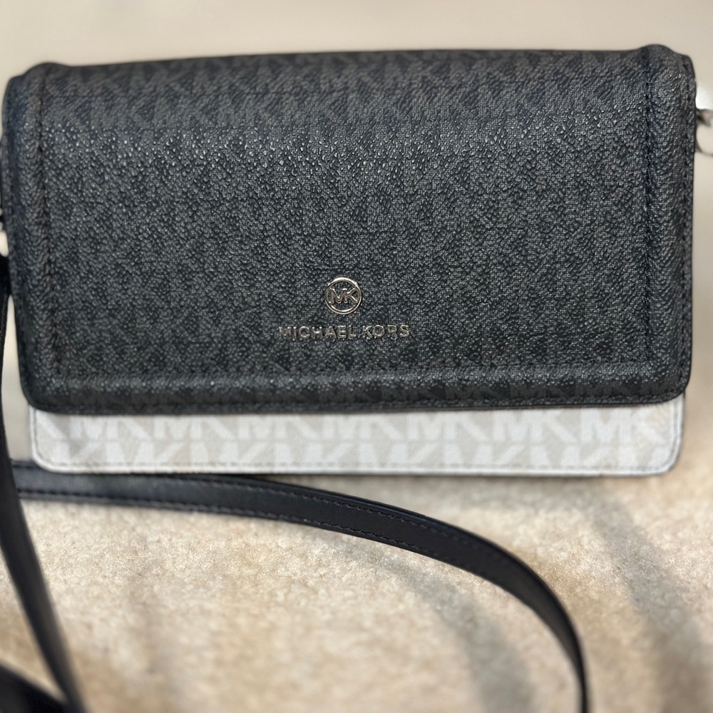 Michael Kors Black and White Crossbody Bag